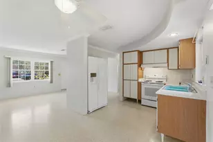 975 Gulf View Blvd, Dunedin, FL 34698 - Photo 10