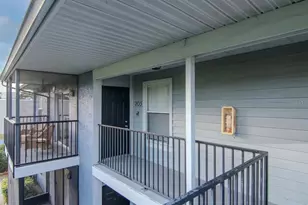 3712 W Wisconsin Ave, Tampa, FL 33611 - Photo 2