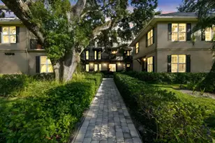 1008 S Moody Ave, Tampa, FL 33629 - Photo 36