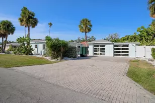 737 Bruce Ave, Clearwater, FL 33767 - Photo 42