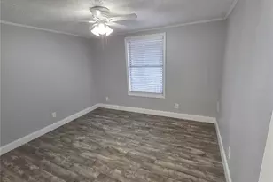 1400 Strawberry Pl, Plant City, FL 33563 - Photo 8