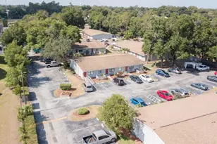 1400 Strawberry Pl, Plant City, FL 33563 - Photo 10