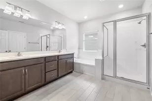 28575 Cozy Creek Dr, Wesley Chapel, FL 33543 - Photo 42