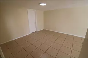 7825 Birchwood Dr, Port Richey, FL 34668 - Photo 10