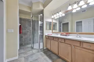 1324 Emerald Dunes Dr, Sun City Center, FL 33573 - Photo 28