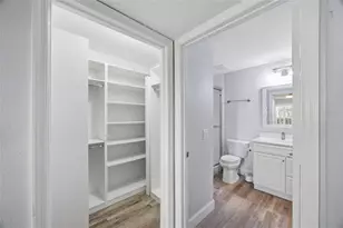 9481 Highland Oak Dr, Tampa, FL 33647 - Photo 14