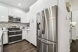 8708 Palm Ranches Pl, Tampa, FL 33614 - Photo 12