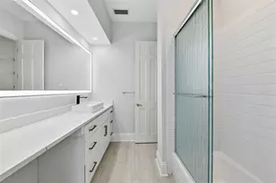 7796 Alister MacKenzie Dr, Sarasota, FL 34240 - Photo 28