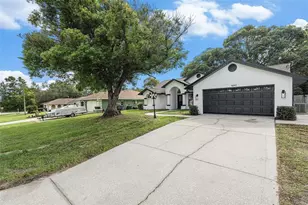 5092 Abagail Dr, Spring Hill, FL 34608 - Photo 4