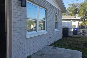 5215 E 17th Ave, Tampa, FL 33619 - Photo 10