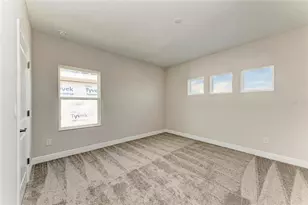 35564 Big Hawk Dr, Zephyrhills, FL 33541 - Photo 28