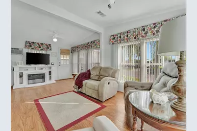 118 Saint Pierres Way, Apollo Beach, FL 33572 - Photo 10