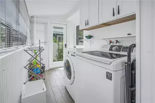236 9th Ave NE, Saint Petersburg, FL 33701 - Photo 16