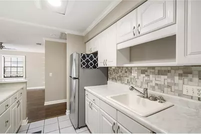 3909 W Iowa Avenue, Tampa, FL 33616 - Photo 10