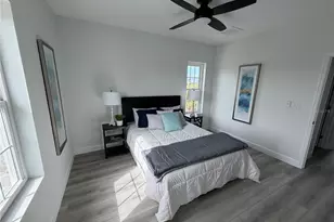 13117 4th St E, Madeira Beach, FL 33708 - Photo 32