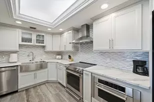1501 Gulf Blvd, Clearwater Beach, FL 33767 - Photo 16