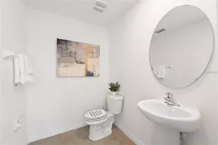 16716 Glacier Bay Loop, Wimauma, FL 33598 - Photo 10