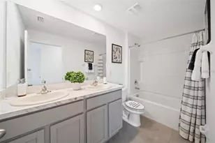 16716 Glacier Bay Loop, Wimauma, FL 33598 - Photo 8