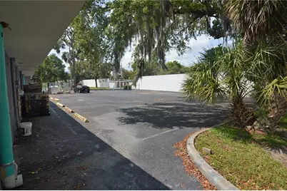 38449 County Road 54, Zephyrhills, FL 33542 - Photo 12