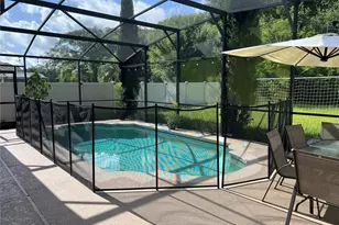 5240 Landmark Dr, Saint Cloud, FL 34771 - Photo 10