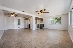 5209 Beacon Hill Dr, New Port Richey, FL 34652 - Photo 20