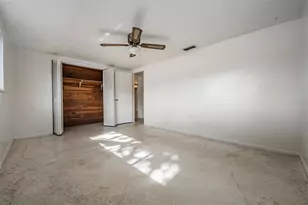 5209 Beacon Hill Dr, New Port Richey, FL 34652 - Photo 10