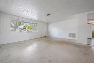 5209 Beacon Hill Dr, New Port Richey, FL 34652 - Photo 6