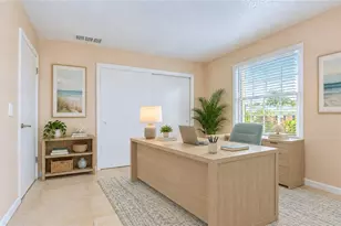 13693 Orange Sunset Dr, Tampa, FL 33618 - Photo 18