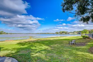 13693 Orange Sunset Dr, Tampa, FL 33618 - Photo 42