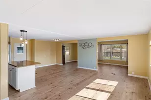 7409 Eastern Cir Dr, Brooksville, FL 34613 - Photo 10