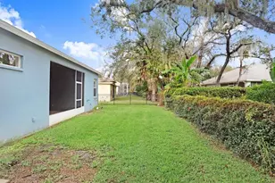 15451 Martinmeadow Dr, Lithia, FL 33547 - Photo 30