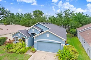 15451 Martinmeadow Dr, Lithia, FL 33547 - Photo 2