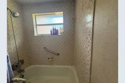 6513 Runningwoods Drive, Tampa, FL 33634 - Photo 14