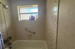 6513 Runningwoods Dr, Tampa, FL 33634 - Photo 14