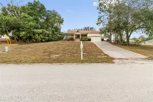 5301 Merrifield Ct, Spring Hill, FL 34608 - Photo 4