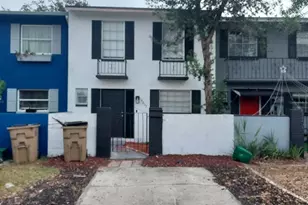 9807 N 52nd St, Temple Terrace, FL 33617 - Photo 1