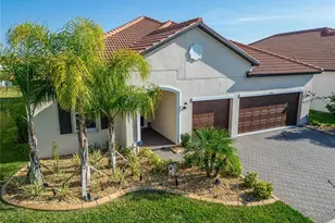 17216 Scuba Crest St, Wimauma, FL 33598 - Photo 2