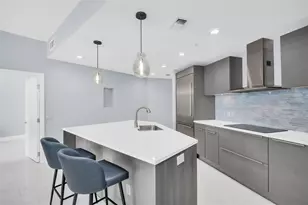 175 1st St S, Saint Petersburg, FL 33701 - Photo 10