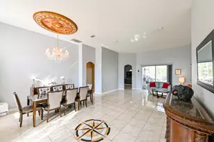 20330 Natures Corner Dr, Tampa, FL 33647 - Photo 4