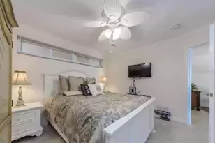 11605 3rd St E, Treasure Island, FL 33706 - Photo 20