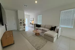 2691 Buttercup Lucine Ln, Ruskin, FL 33570 - Photo 10