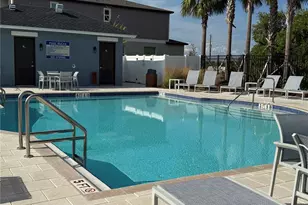 2691 Buttercup Lucine Ln, Ruskin, FL 33570 - Photo 6