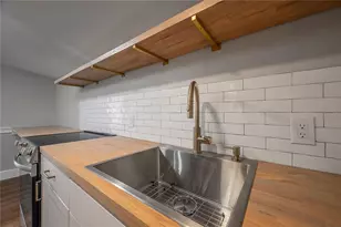 236 W North St, Tampa, FL 33604 - Photo 12