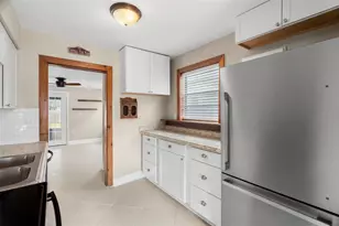 4021 10th Ave N, Saint Petersburg, FL 33713 - Photo 8