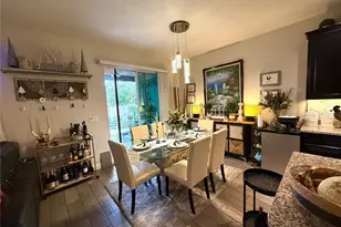 11104 Spring Point Cir, Riverview, FL 33579 - Photo 18