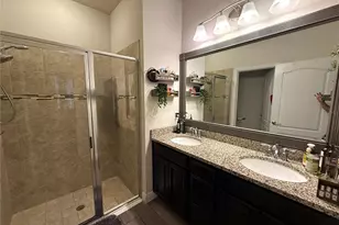 11104 Spring Point Cir, Riverview, FL 33579 - Photo 24