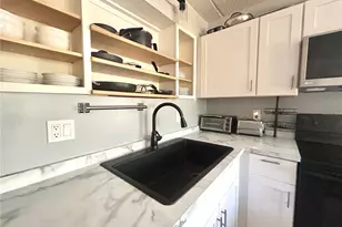 2275 62nd Ave N, Saint Petersburg, FL 33702 - Photo 6