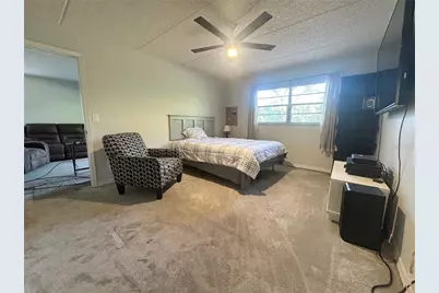 2275 62nd Avenue N #101, Saint Petersburg, FL 33702 - Photo 12