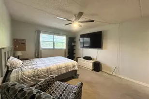 2275 62nd Ave N, Saint Petersburg, FL 33702 - Photo 16