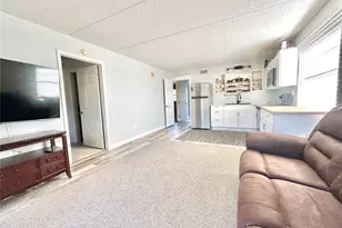 2275 62nd Ave N, Saint Petersburg, FL 33702 - Photo 10